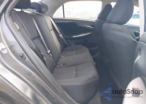 2013 Toyota Corolla S z USA, uszkodzony, nr VIN 5YFBU4EE0DP171691